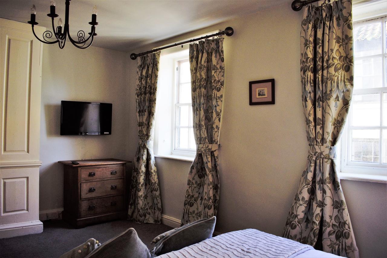 Hotel White Horse & Griffin à Whitby Extérieur photo