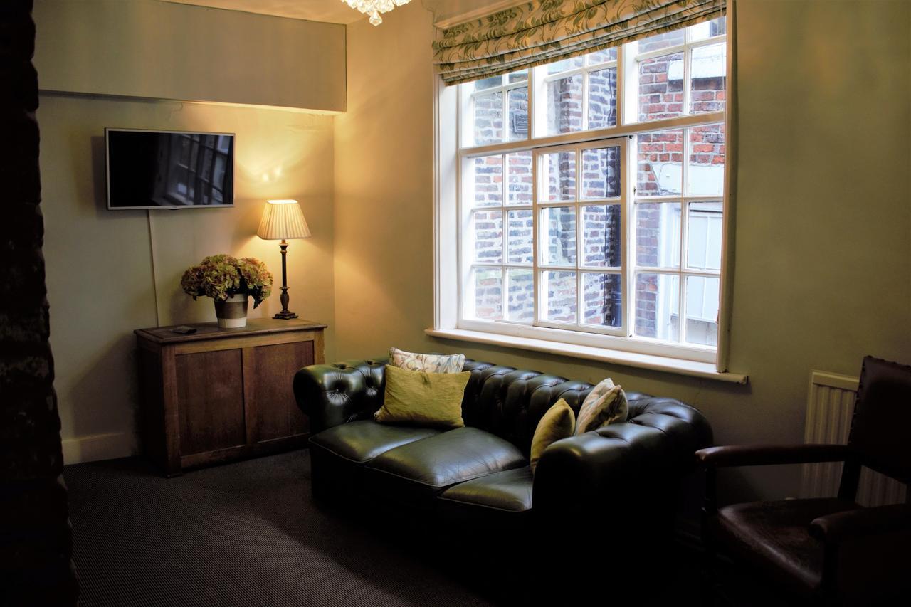 Hotel White Horse & Griffin à Whitby Extérieur photo