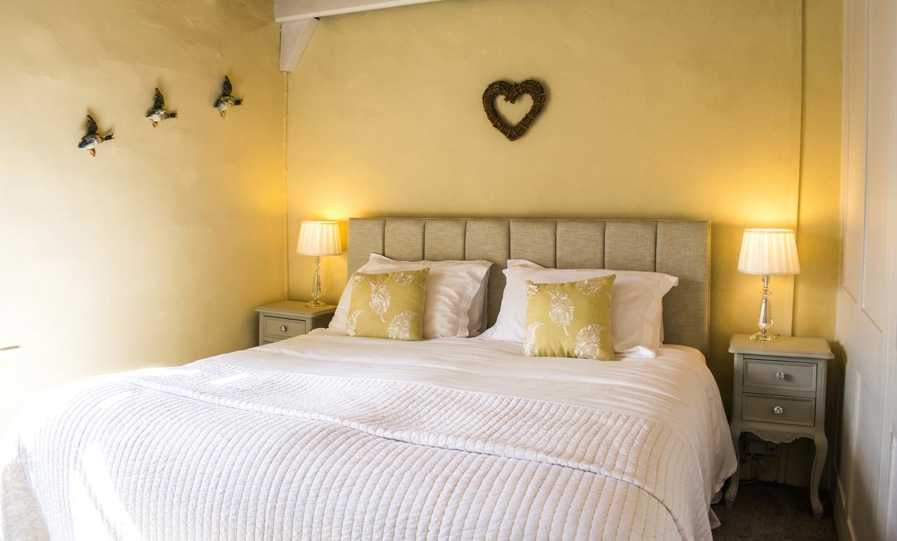 Hotel White Horse & Griffin à Whitby Extérieur photo