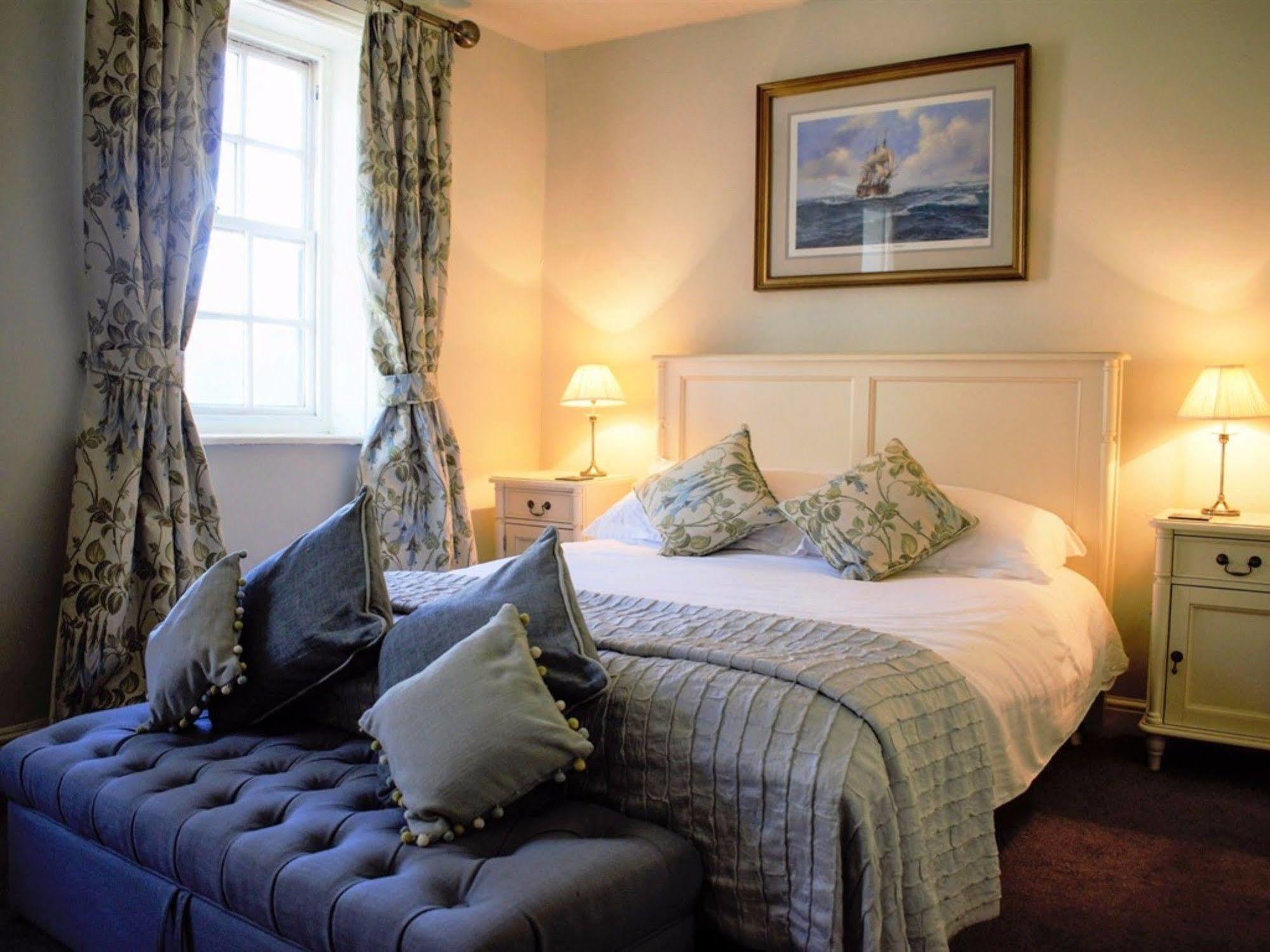 Hotel White Horse & Griffin à Whitby Extérieur photo