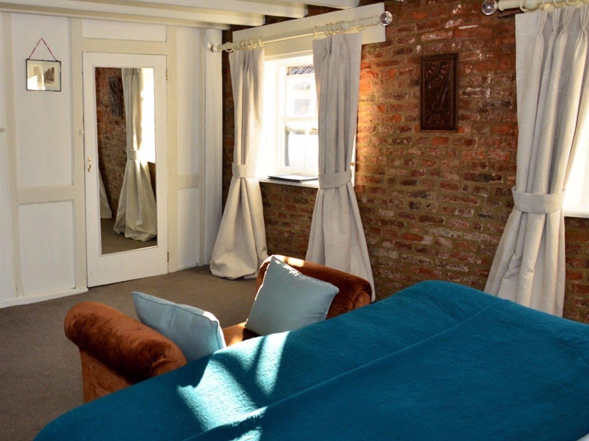 Hotel White Horse & Griffin à Whitby Extérieur photo