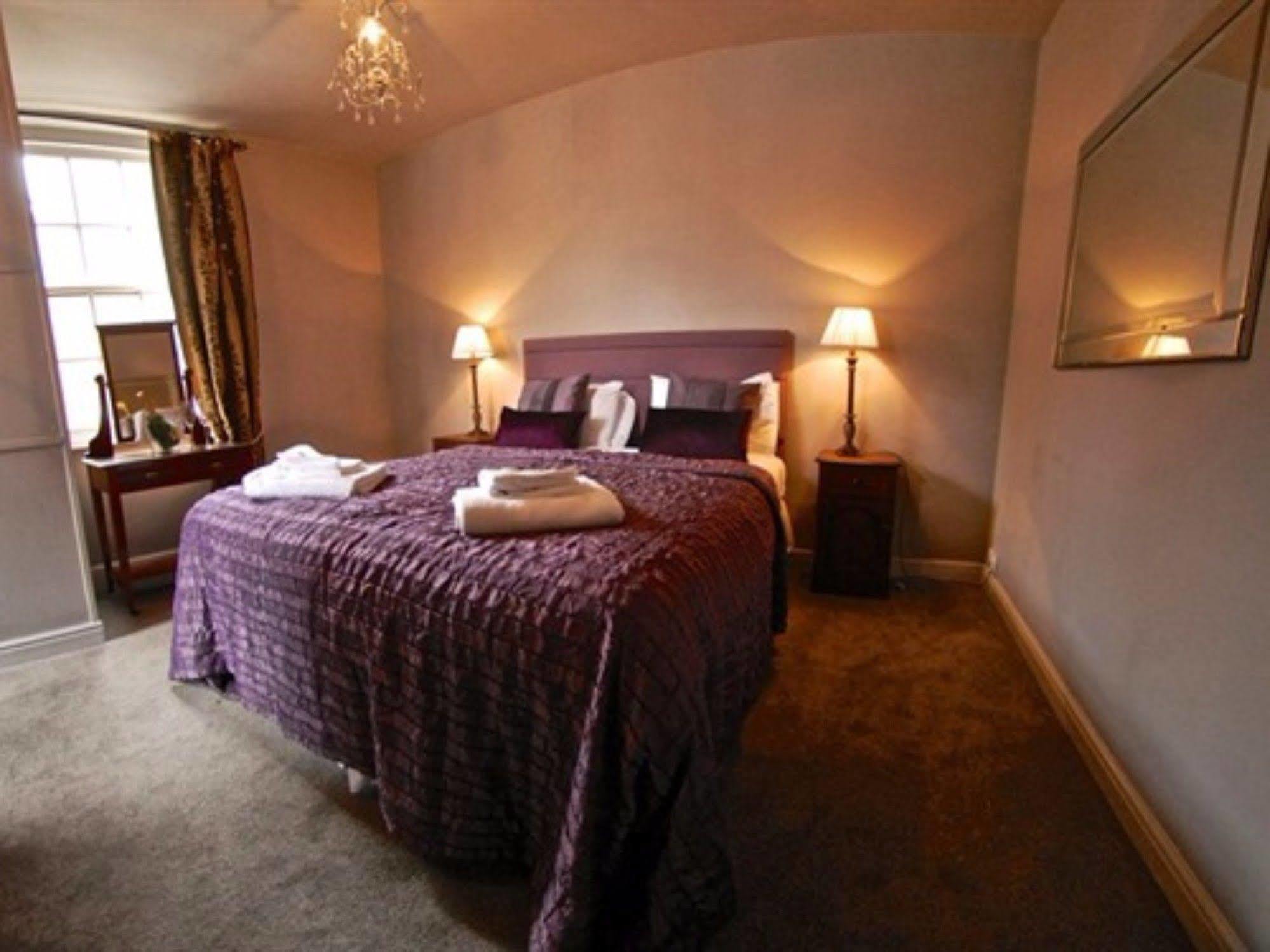Hotel White Horse & Griffin à Whitby Extérieur photo